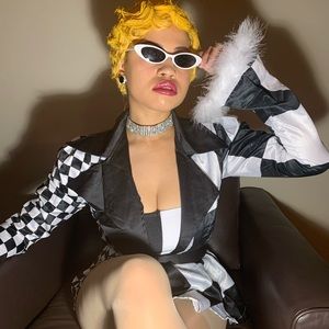 Money Moves 4 Piece Costume Set